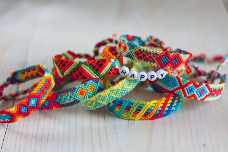 Make your own friendship bracelets