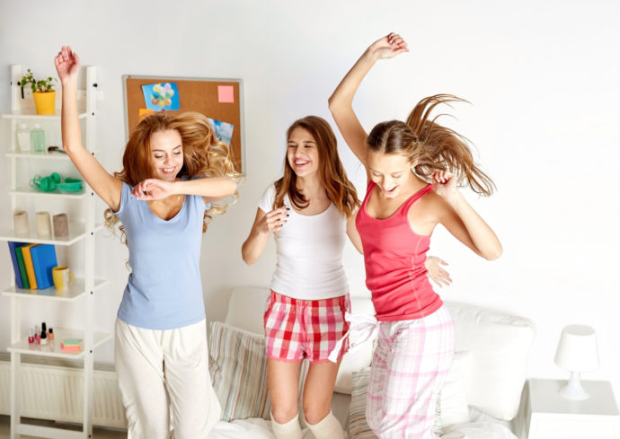 How to host the ultimate friends' night in